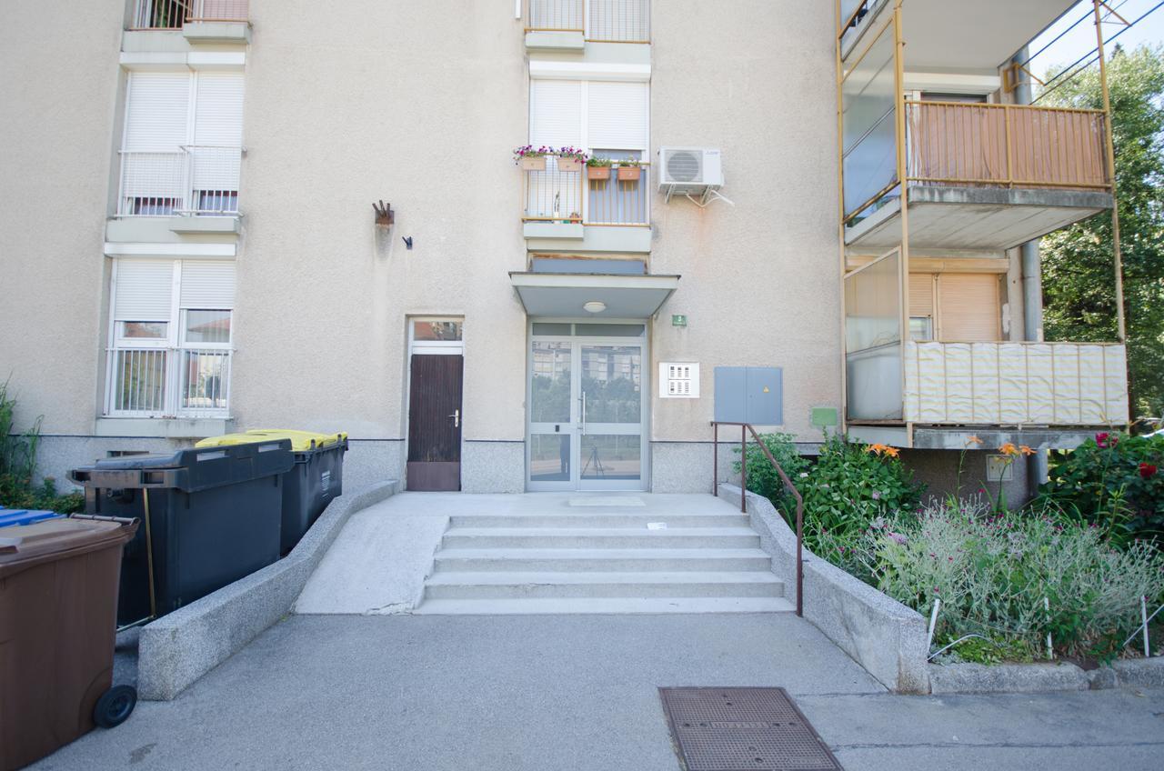 Apartment Near The Train Station Ljubljana Ngoại thất bức ảnh