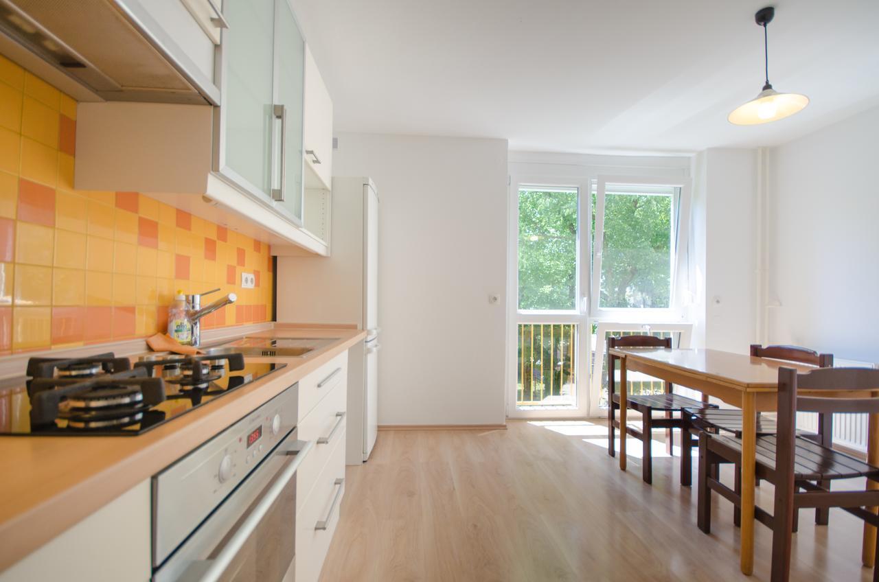 Apartment Near The Train Station Ljubljana Ngoại thất bức ảnh
