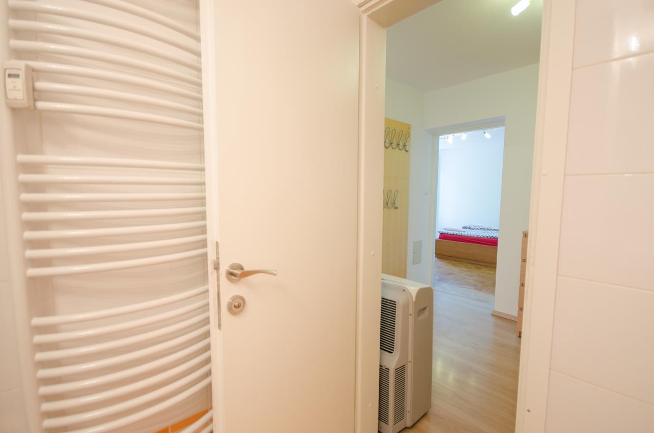 Apartment Near The Train Station Ljubljana Ngoại thất bức ảnh
