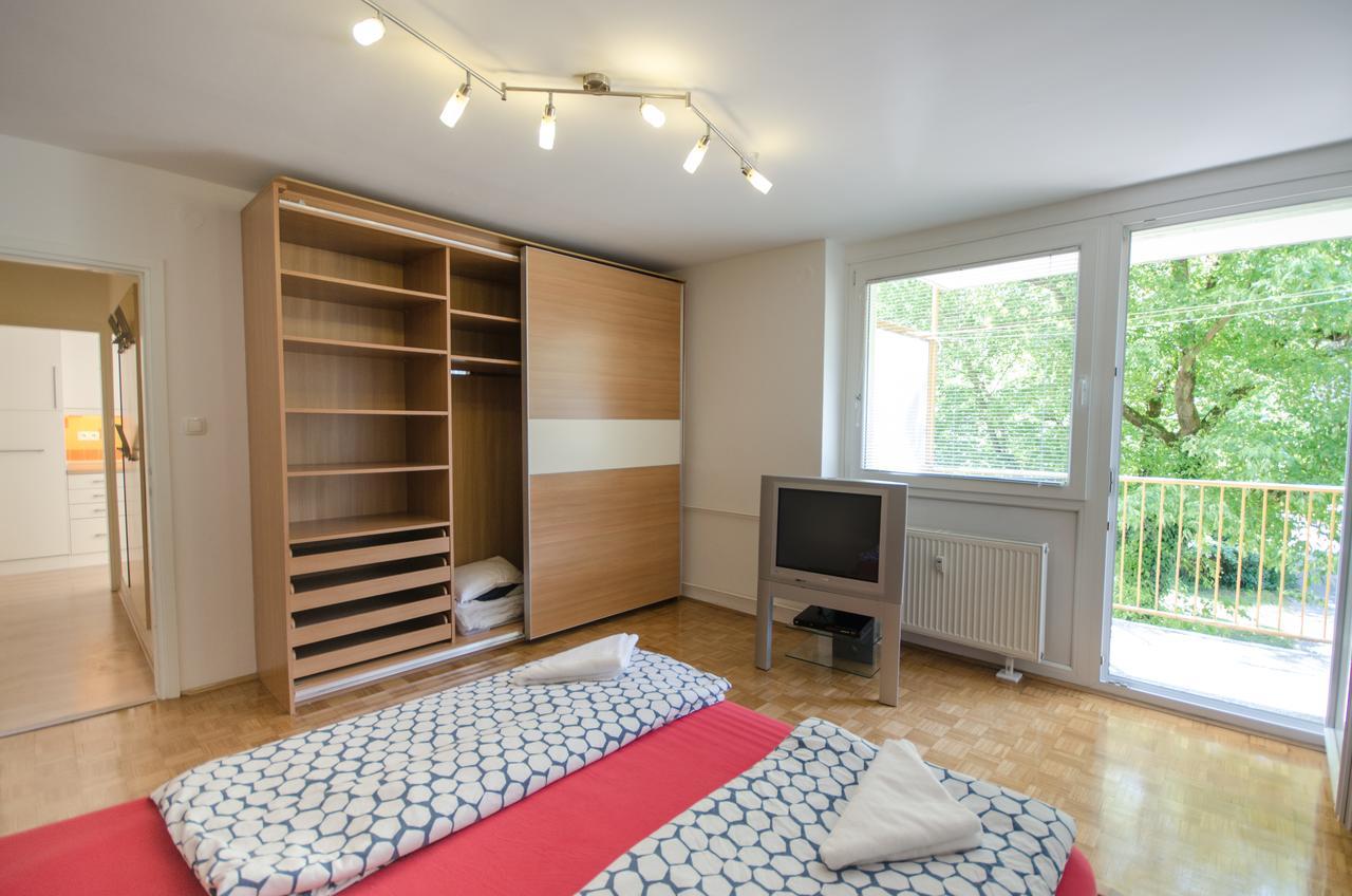 Apartment Near The Train Station Ljubljana Ngoại thất bức ảnh