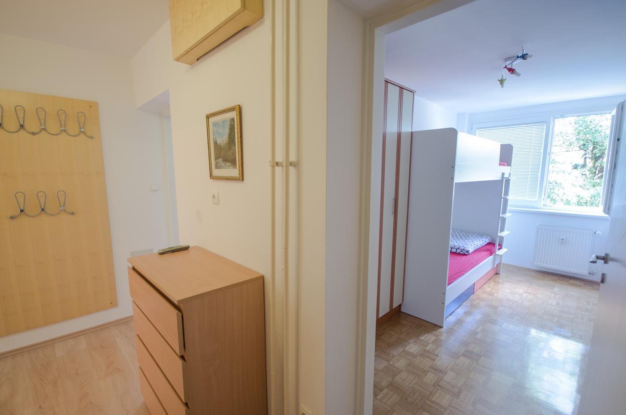Apartment Near The Train Station Ljubljana Ngoại thất bức ảnh