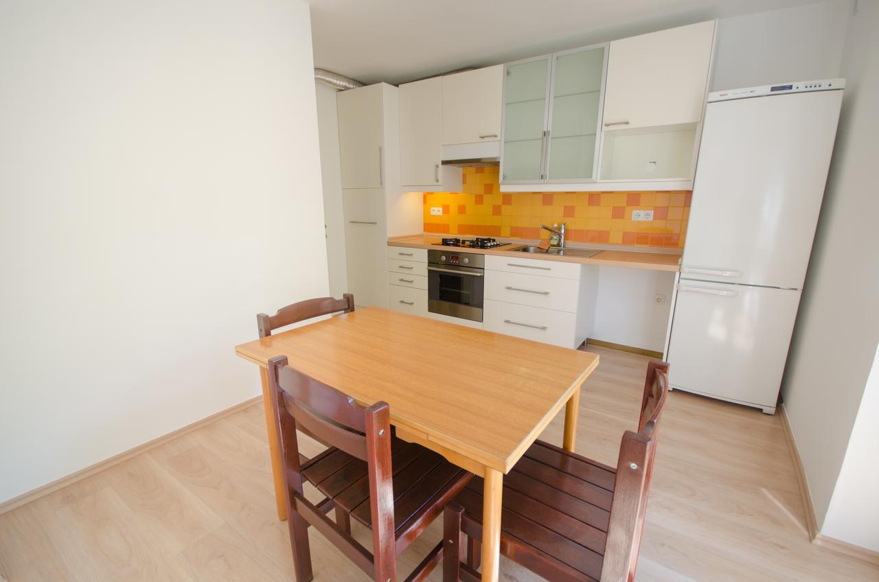 Apartment Near The Train Station Ljubljana Ngoại thất bức ảnh